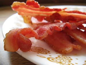 bacon-helps-your-hangover